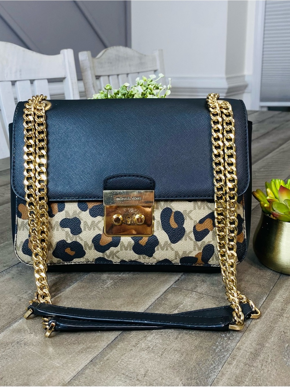 Michael Kors Brandi Medium Saffiano Leather Shoulder Bag Leopard Print MK Logo - Picture 1 of 11